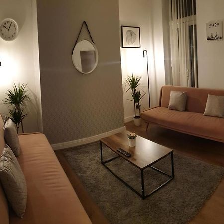 4 Bedrooms, Sleeps 10, Near Lfc & Efc Liverpool Exterior photo