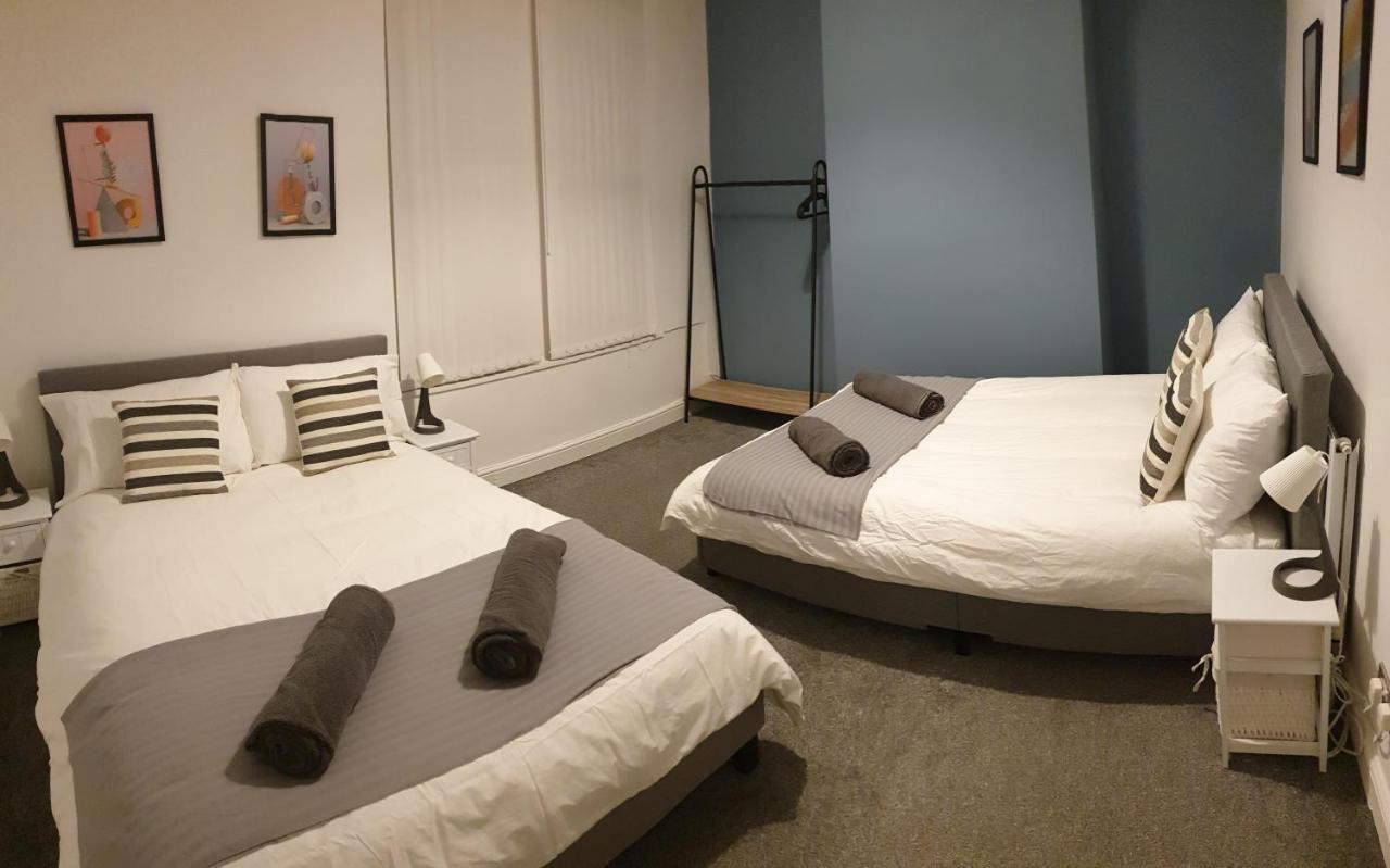 4 Bedrooms, Sleeps 10, Near Lfc & Efc Liverpool Exterior photo